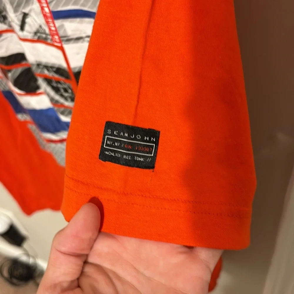Brand new excellent condition t shirt. - Picture 4 of 4